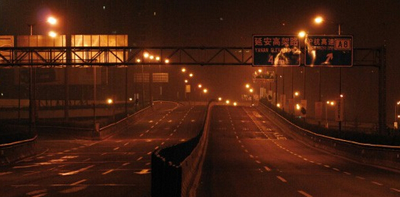 Shanghai Inner Ring Road replaced with new energy-efficient LED lights 50%
