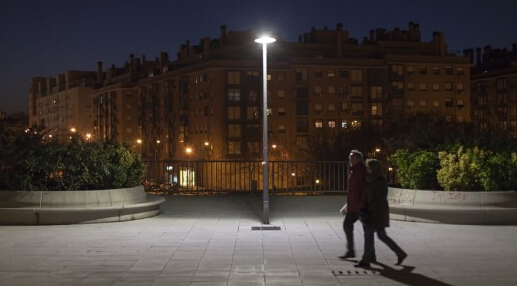 Philips 84000 LED street lighting upgrade the city of Madrid
