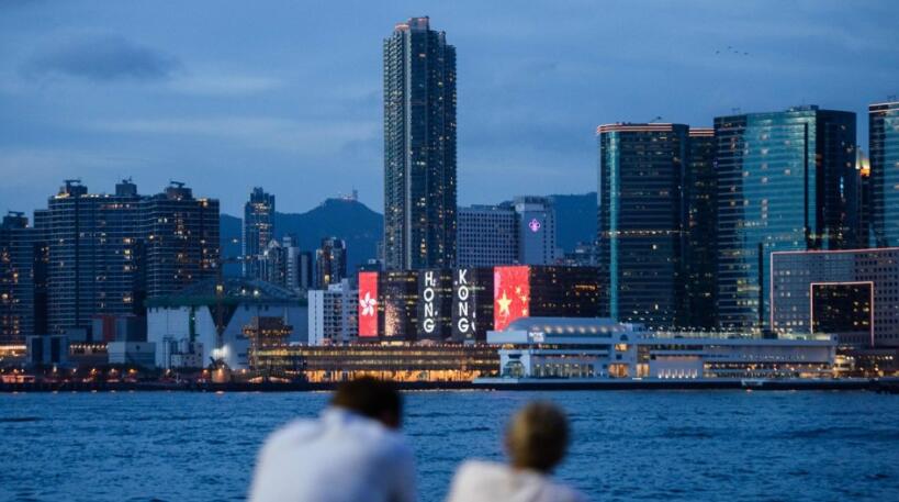 Canada's recall of Hong Kong-made LED light groups in China