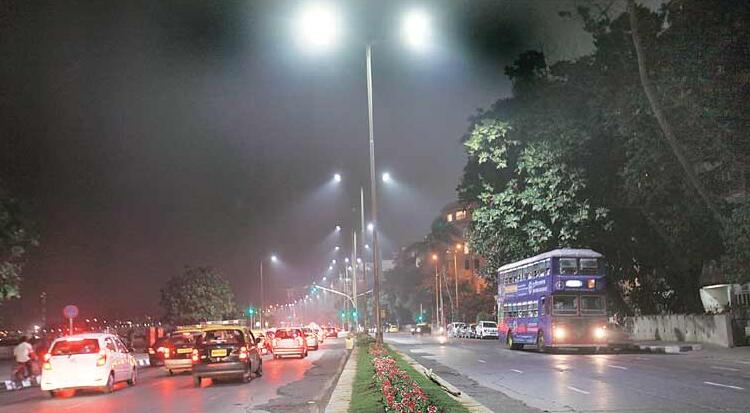 More than 21,500 sodium lamps and energy-saving lamps change to LED in Bayannaoer
