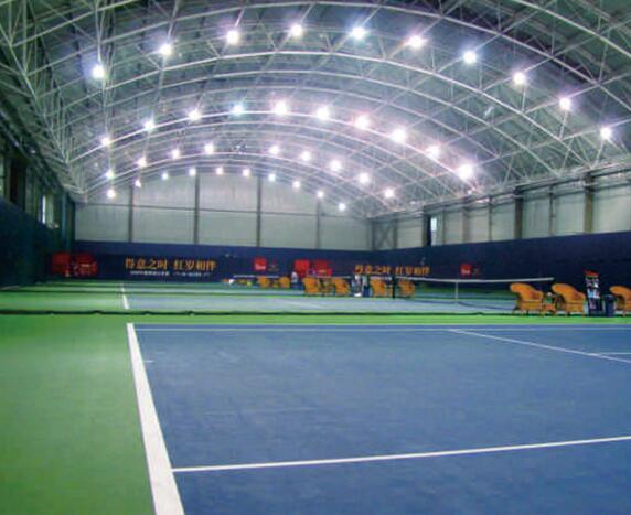 Can I choose LED lamps for tennis court lighting