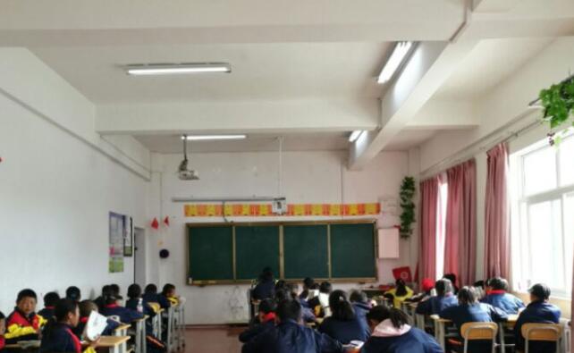 The first white paper on educational lighting in China has entered the stage of expert review